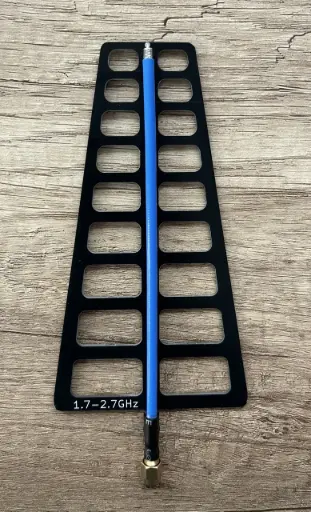 Антена логоперіодична 1700-2700 МГц SMA Male